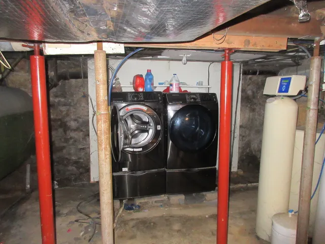 $120,000 | 500 North Main Avenue, Milledgeville, IL 61051