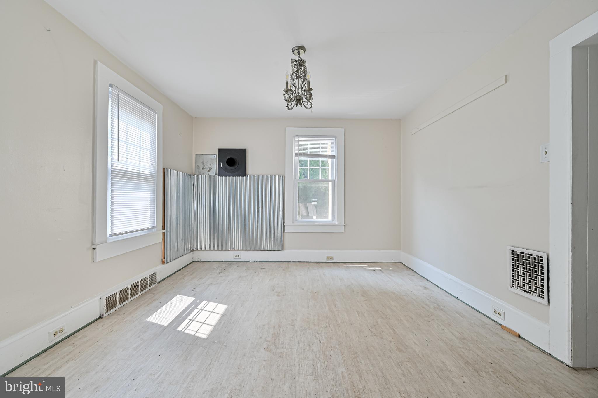 59 Chestnut Street Salem, NJ 08079 - Photo 11 of 29 Gallery Image 11