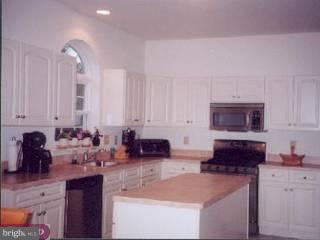 148 Quiet Road Sicklerville, NJ 08081 - Photo 4 of 6 Gallery Image 4