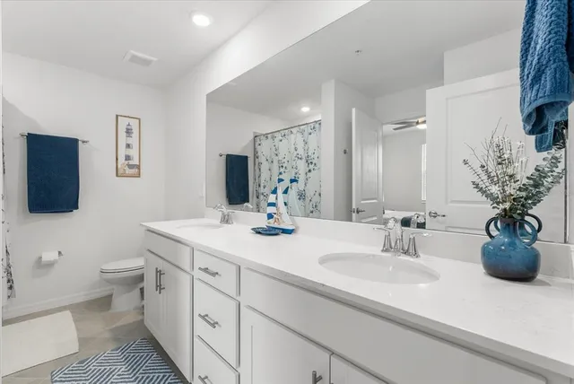 $5,000 | 17570 Opal Sand Drive, Unit 201, Venice, FL 34293