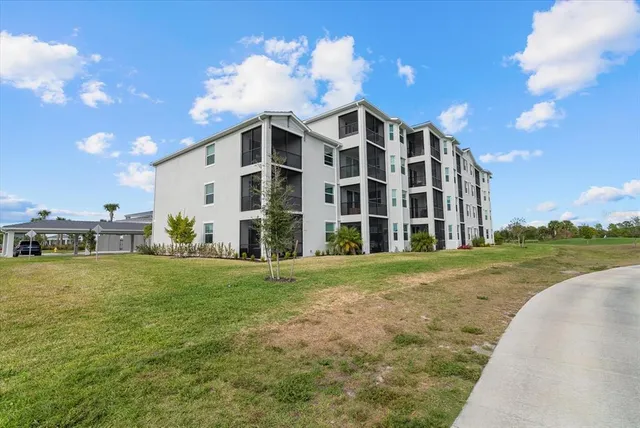 $5,000 | 17570 Opal Sand Drive, Unit 201, Venice, FL 34293