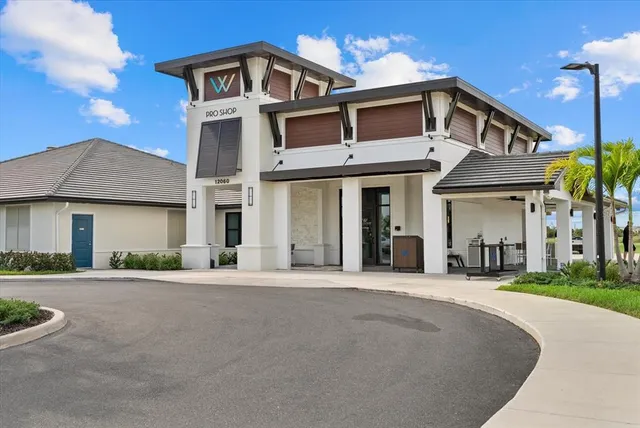 $5,000 | 17570 Opal Sand Drive, Unit 201, Venice, FL 34293