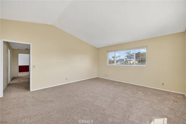 an empty room with a empty space