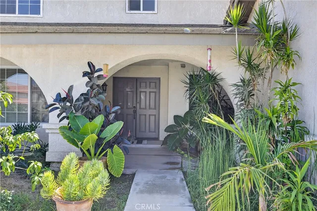 a view of a entryway