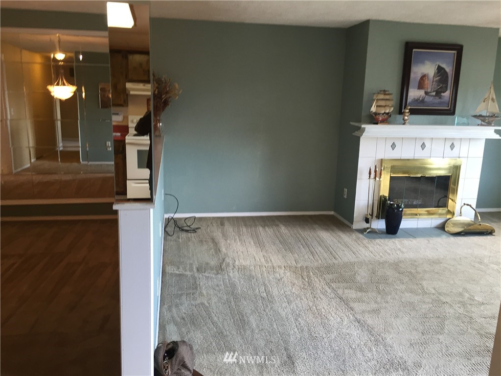 1615 Eagle Ridge Drive South, Unit B3 Renton, WA 98055 - Photo 14 of 24