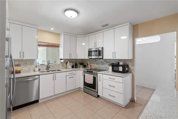 $549,000 | 5300 Northwest 30th Place, Miami, FL 33142