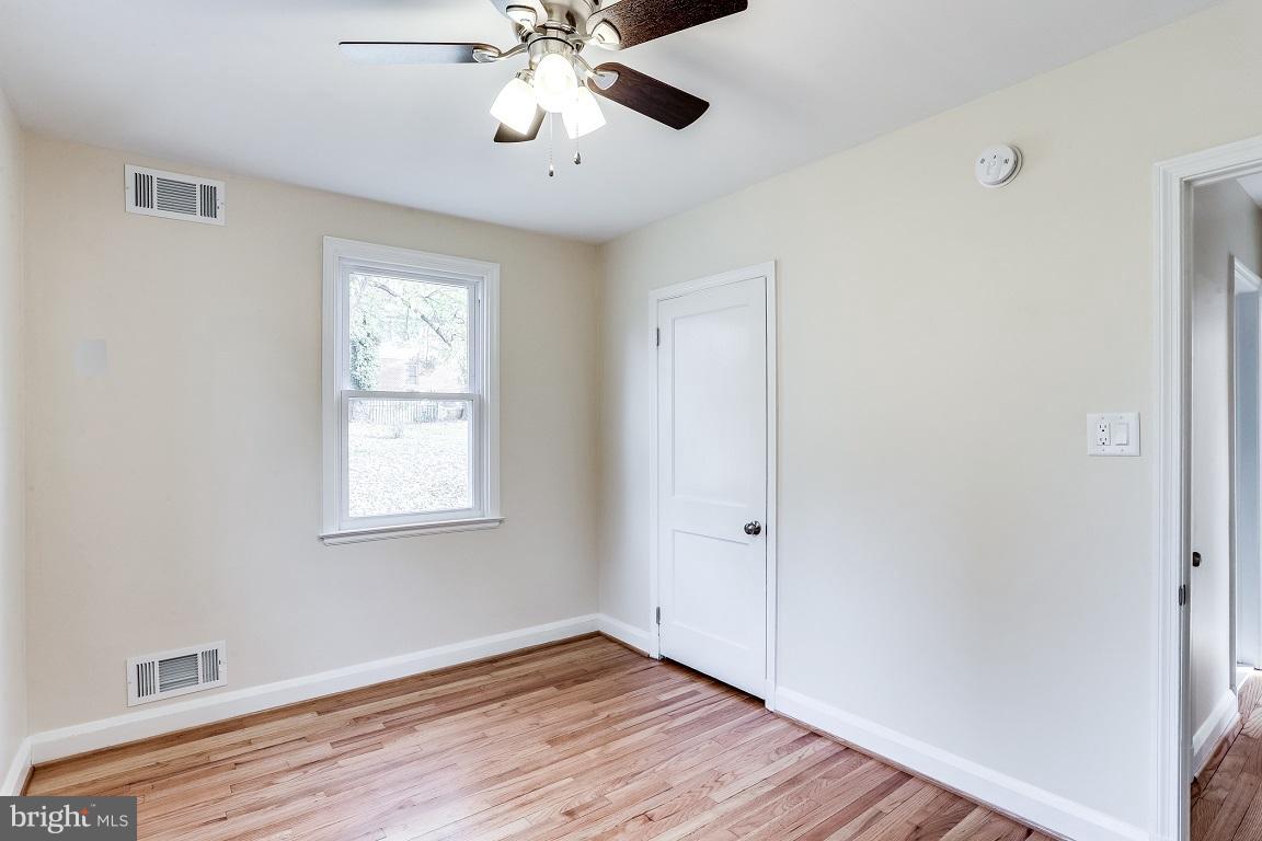 214 Warren Road Cockeysville, MD 21030 - Photo 16 of 35 Main level Bedroom or Office