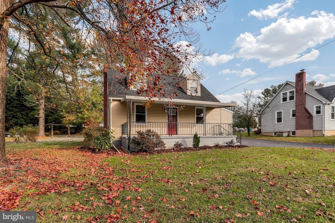 214 Warren Road Cockeysville, MD 21030 - Photo 3 of 35 Front Exterior