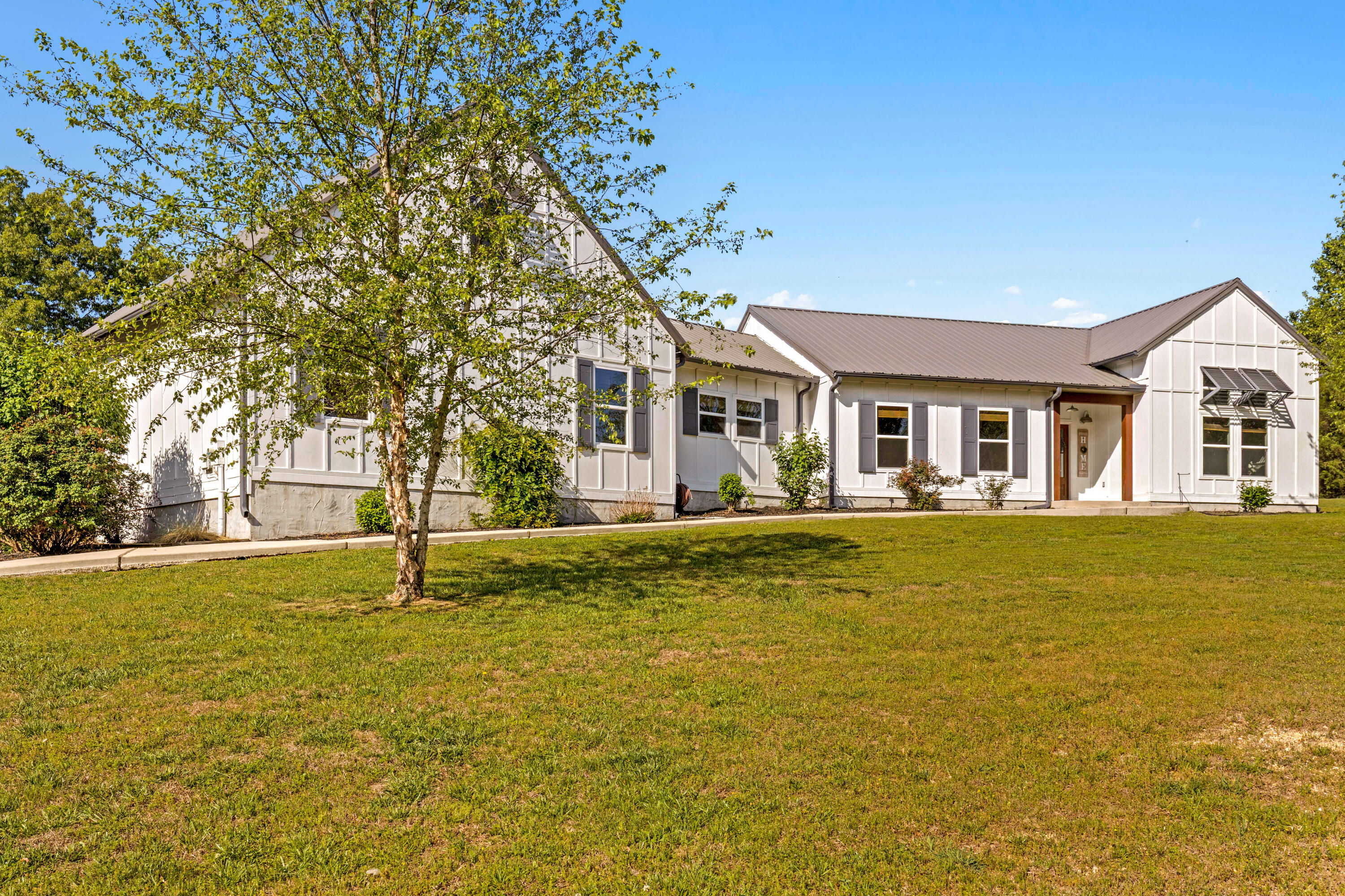 6934 Sims Road Harrison, TN 37341 - Photo 2 of 51 Sims-33