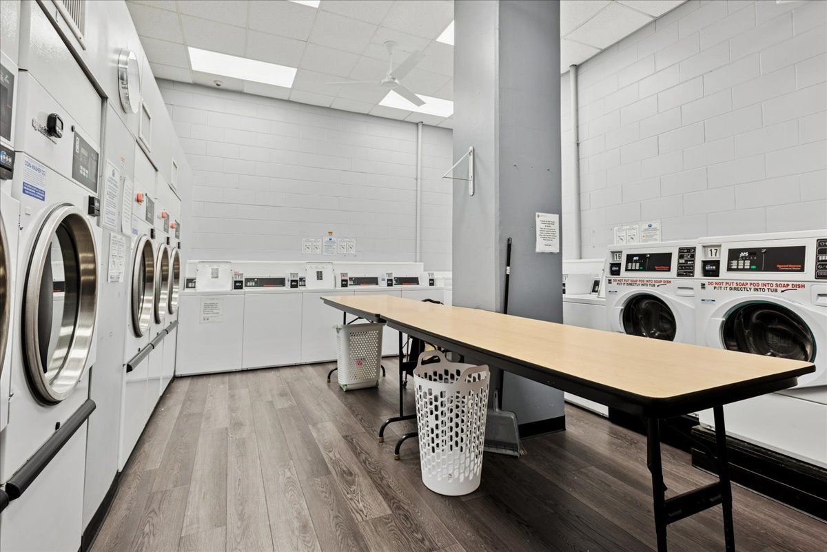 40 North Tower Road, Unit 8F Oak Brook, IL 60523 - Photo 19 of 24