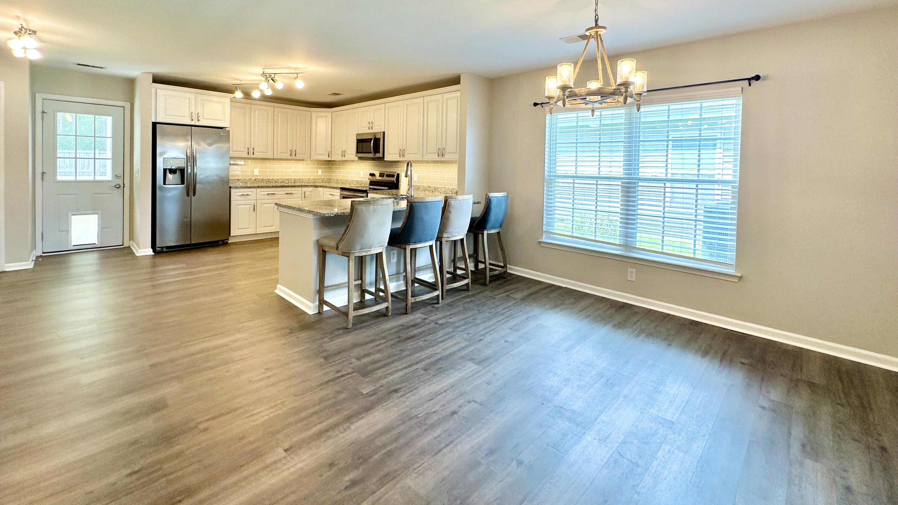 119 Thistle Road Goose Creek, SC 29445 - Photo 6 of 31 06 Dining