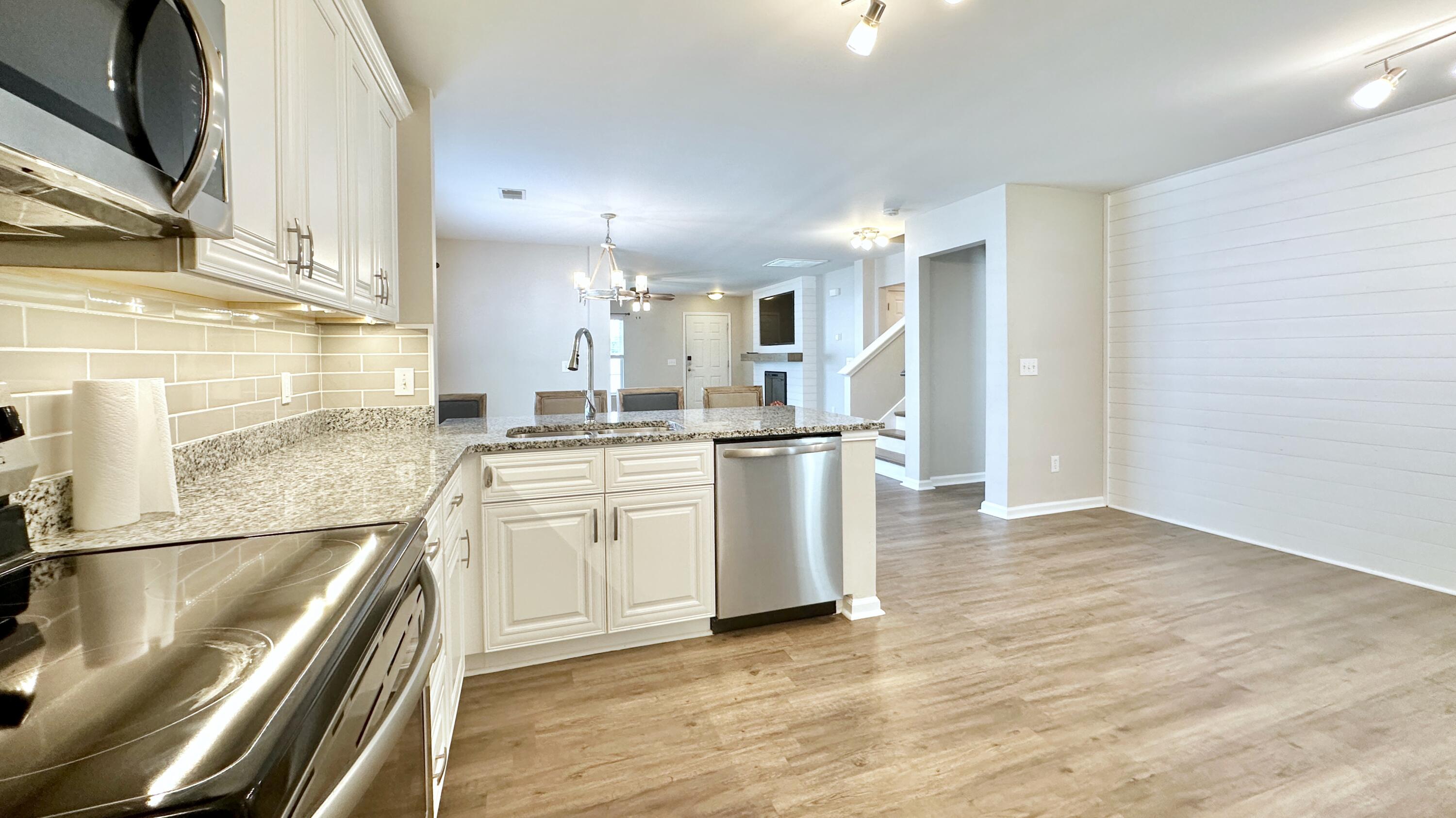 119 Thistle Road Goose Creek, SC 29445 - Photo 9 of 31 09 Kitchen C