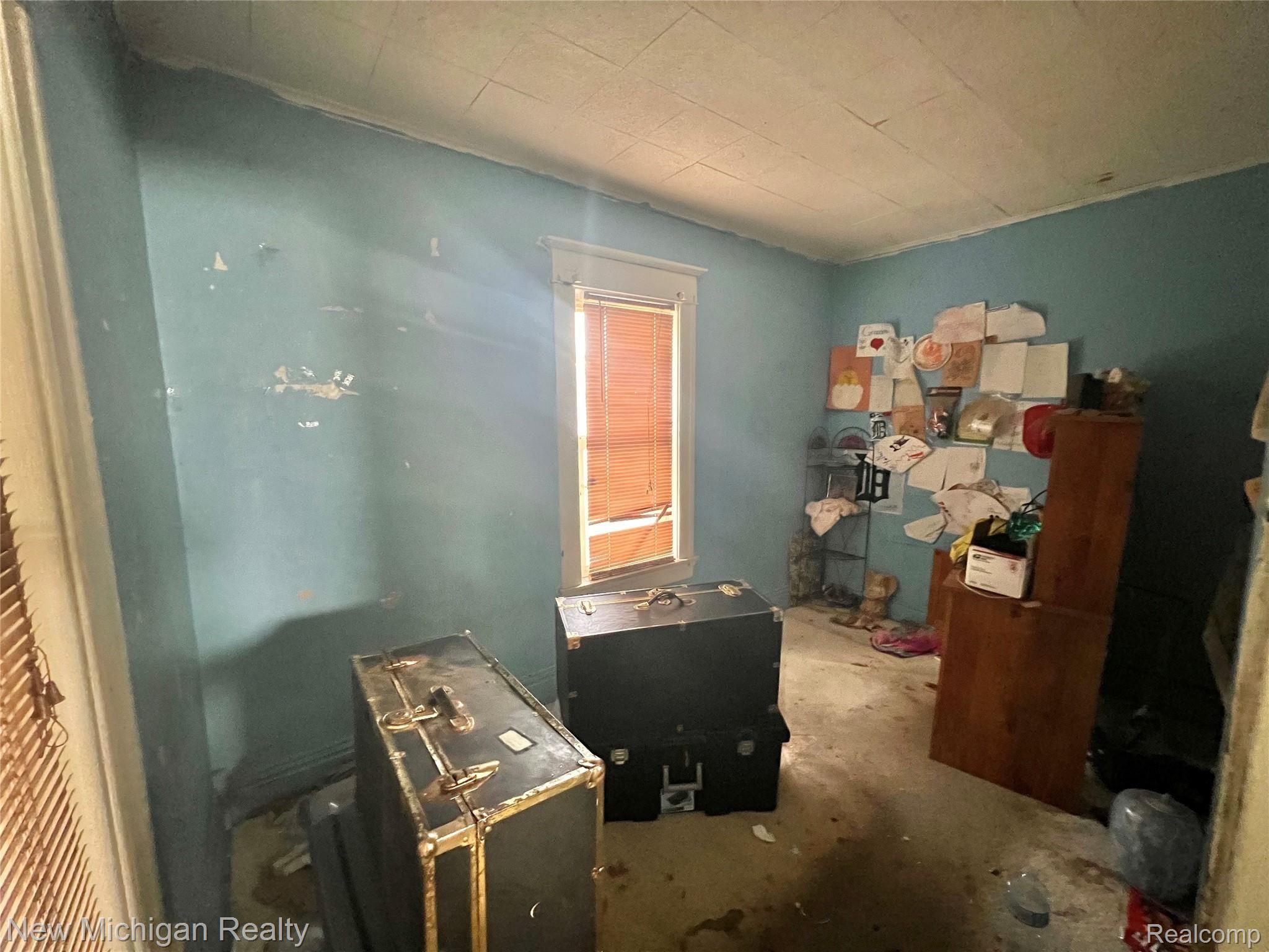 13477 Fenton Road Fenton, MI 48430 - Photo 20 of 27 3F50B2F2-F90A-45F0-BF2C-D38D27F11BA4.jpeg