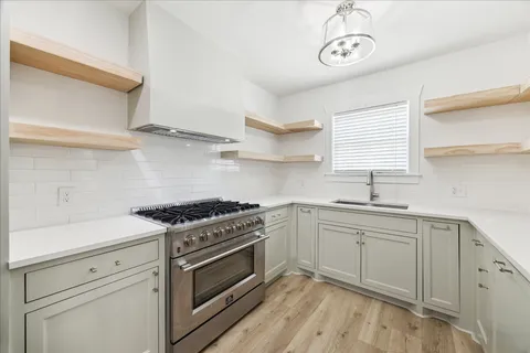 $450,000 | 1419 Laird Street, Houston, TX 77008