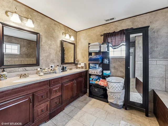 $414,900 | 665 Cindy Lane, Wheeling, IL 60090