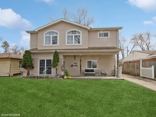 $414,900 | 665 Cindy Lane, Wheeling, IL 60090