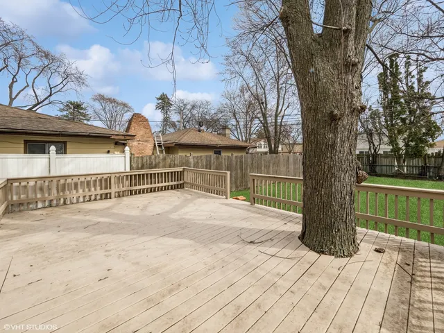 $414,900 | 665 Cindy Lane, Wheeling, IL 60090