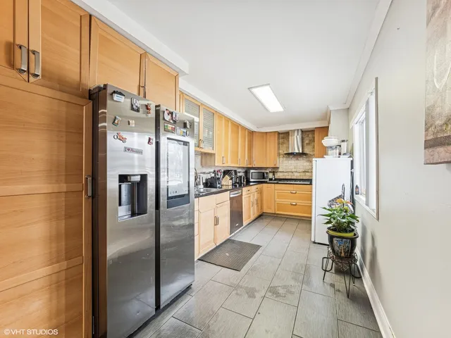 $414,900 | 665 Cindy Lane, Wheeling, IL 60090