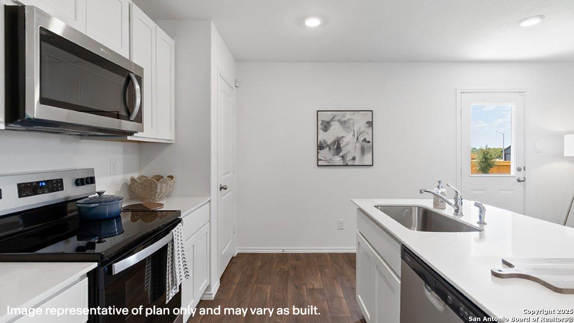 5015 Gecko Converse, TX 78109 - Photo 15 of 49