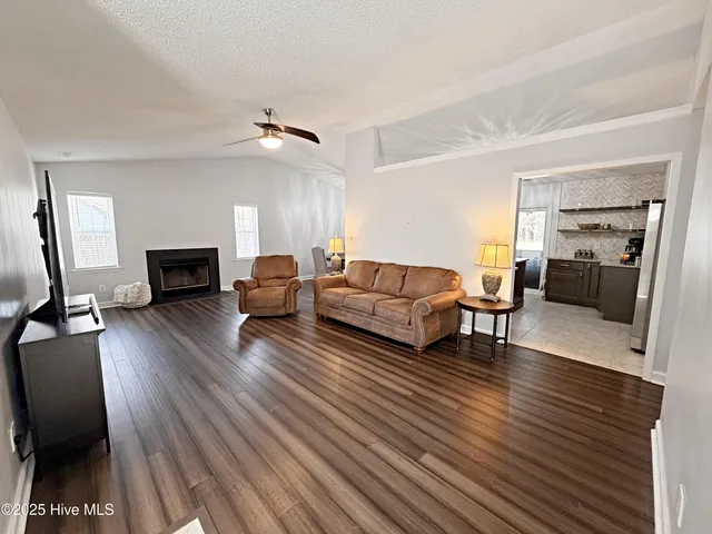 $285,000 | 1050 Shirley Drive, Jacksonville, NC 28540