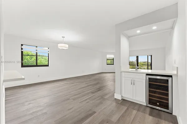 $3,200 | 16171 Blatt Boulevard, Unit 401, Weston, FL 33326