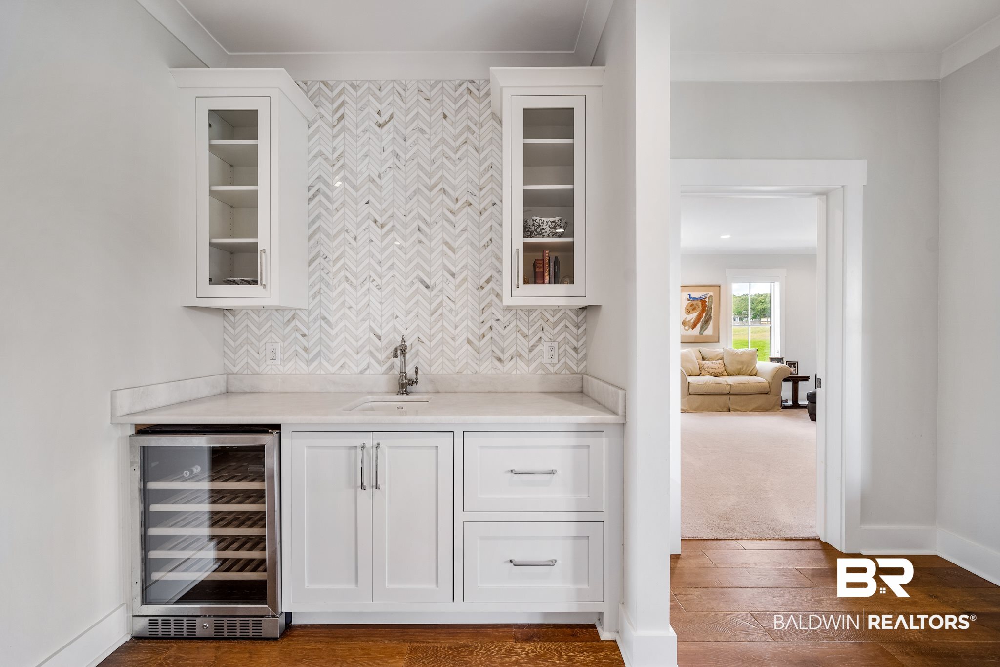 428 Colony Drive Fairhope, AL 36532 - Photo 22 of 34 Downstairs wet bar