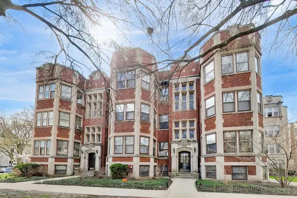 $375,000 | 806 Forest Avenue, Unit 1, Evanston, IL 60202