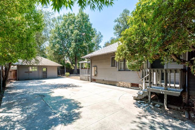 a house view with a outdoor space
