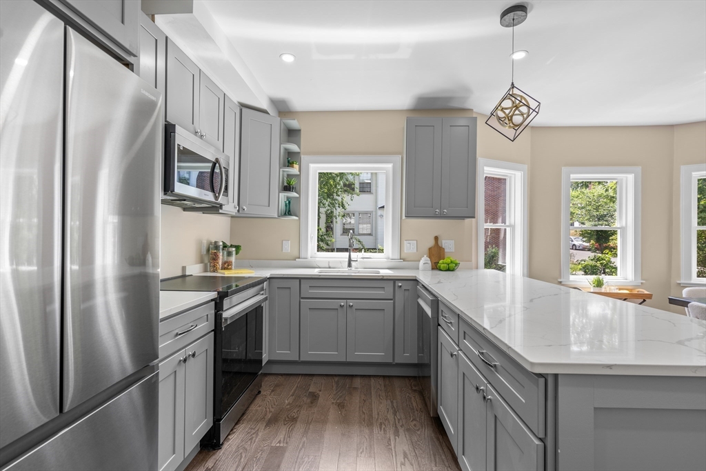 56 Murray Hill Road, Unit 1 Boston, MA 02131 - Photo 2 of 40 Gallery Image 2