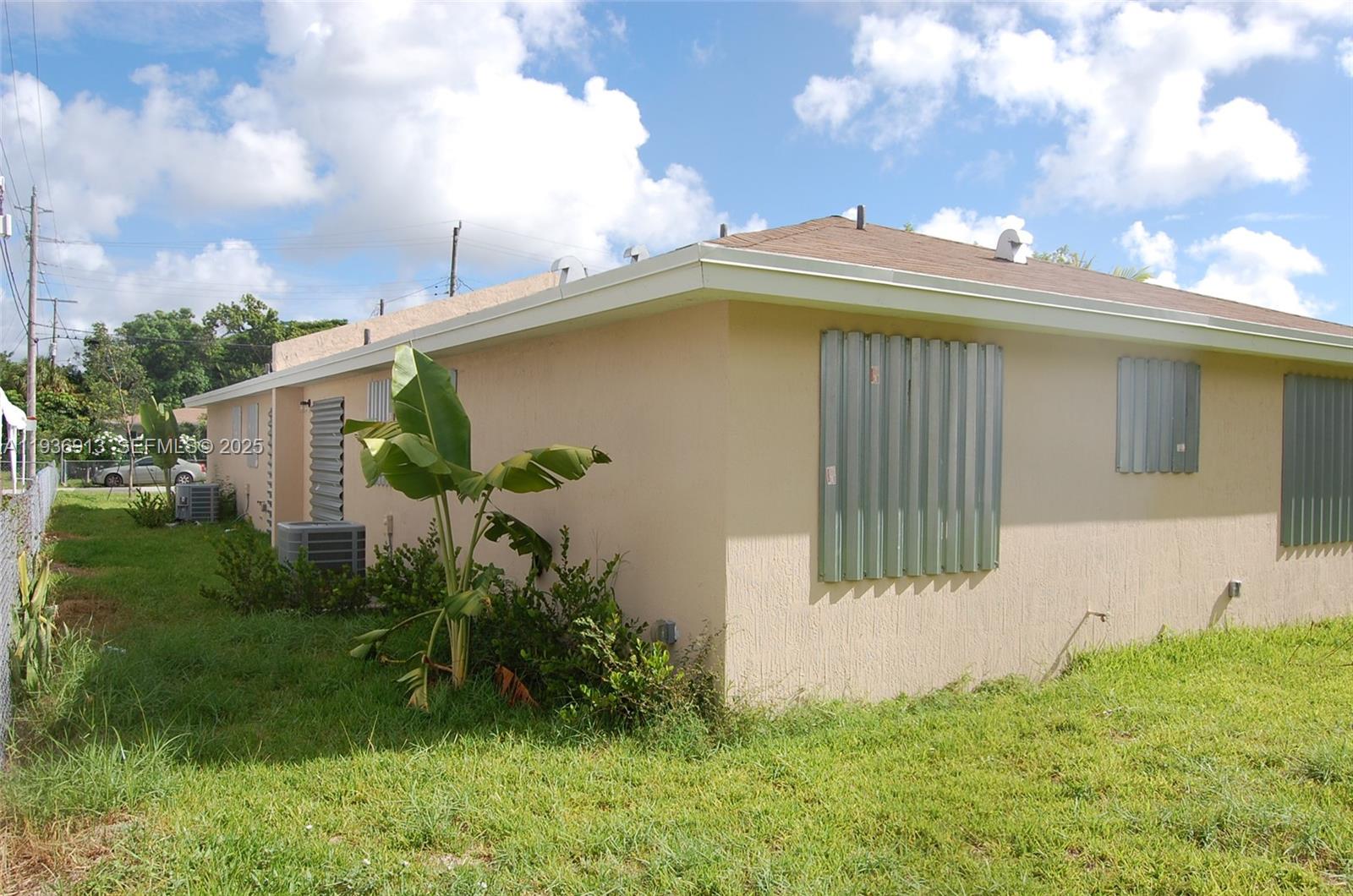 2184 Northwest 63rd Street, Unit 2 Miami, FL 33147 - Photo 5 of 34