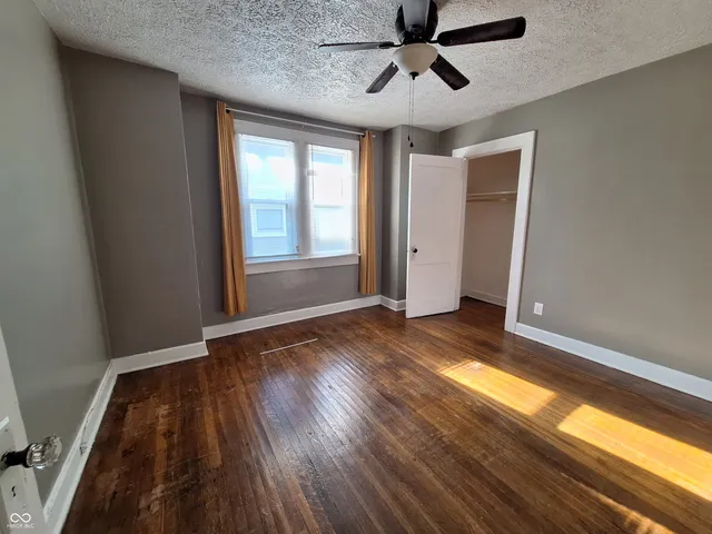 $1,495 | 4841 North College Avenue, Indianapolis, IN 46205