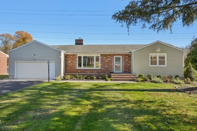 $724,999 | 6 Arrow Drive, Livingston, NJ 07039