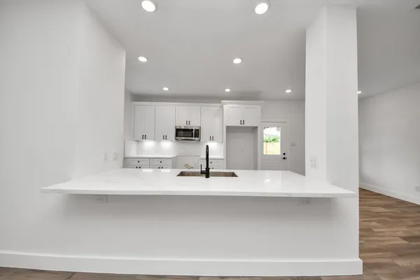 $2,300 | 765 Marjorie Street, Houston, TX 77088