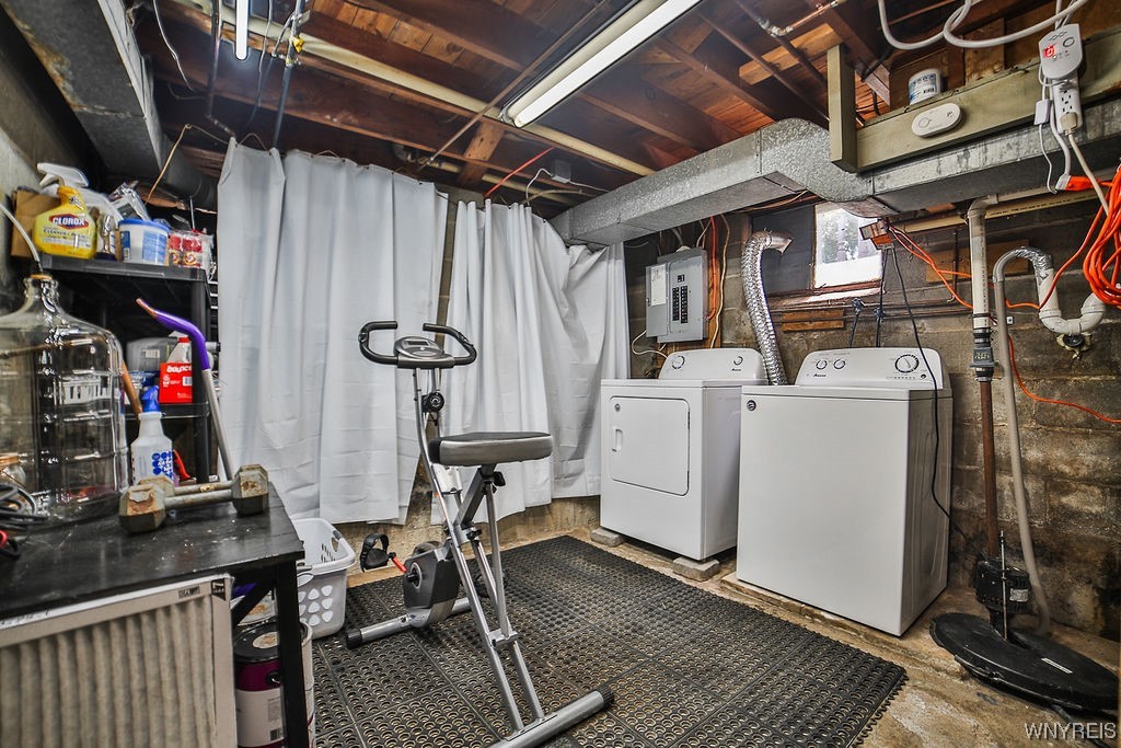 7482 Chestnut Ridge Road Lockport Town, NY 14094 - Photo 22 of 32