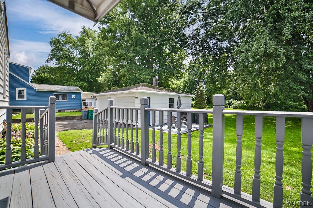 7482 Chestnut Ridge Road Lockport Town, NY 14094 - Photo 25 of 32