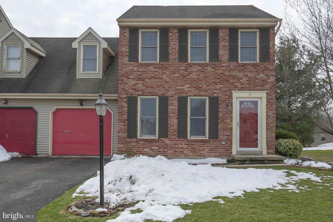 10 Guilder Place Lititz, PA 17543 - Photo 1 of 28