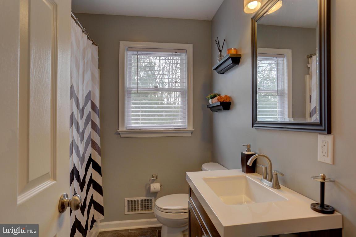 10 Guilder Place Lititz, PA 17543 - Photo 17 of 28