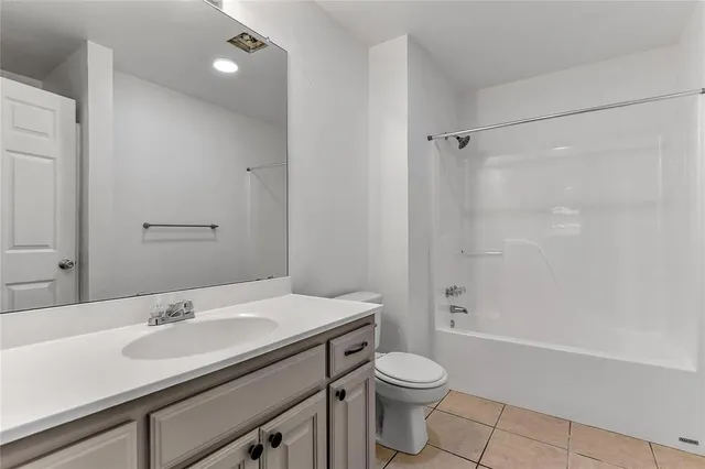 a view of door with washer and dryer