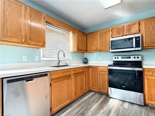 $299,900 | 1608 Springfield Way Drive, Clemmons, NC 27012