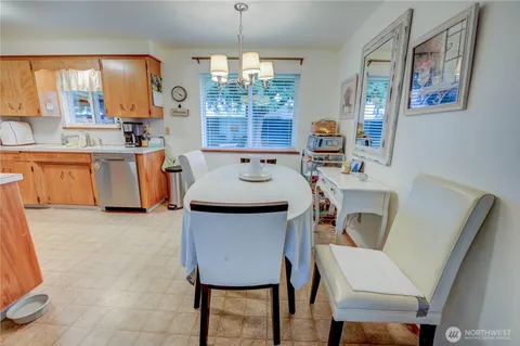 $649,950 | 2023-2021 14th Avenue Northwest, Puyallup, WA 98371