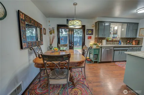$649,950 | 2023-2021 14th Avenue Northwest, Puyallup, WA 98371