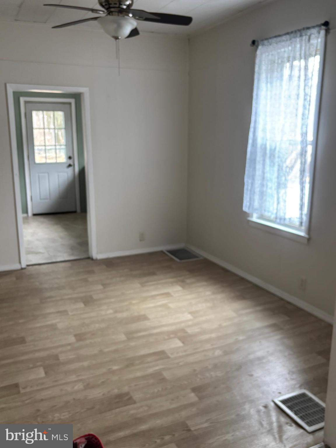 2 Blacks Terrace Paulsboro, NJ 08066 - Photo 5 of 24 an empty room with windows