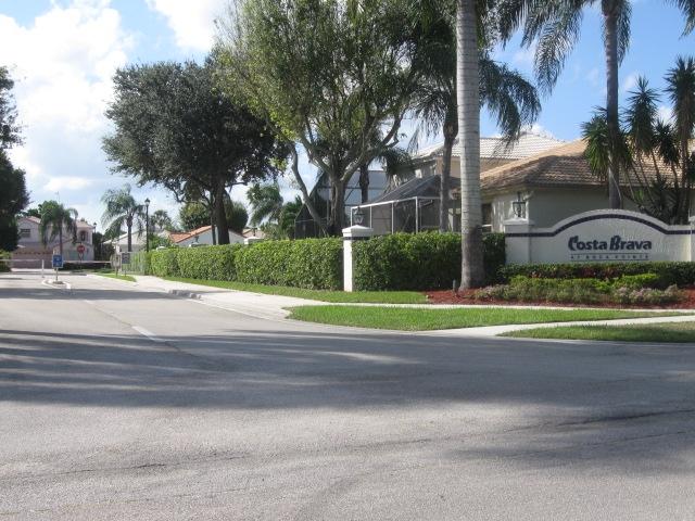 6422 Brava Way Boca Raton, FL 33433 - Photo 14 of 14 Entrance to Subdivision