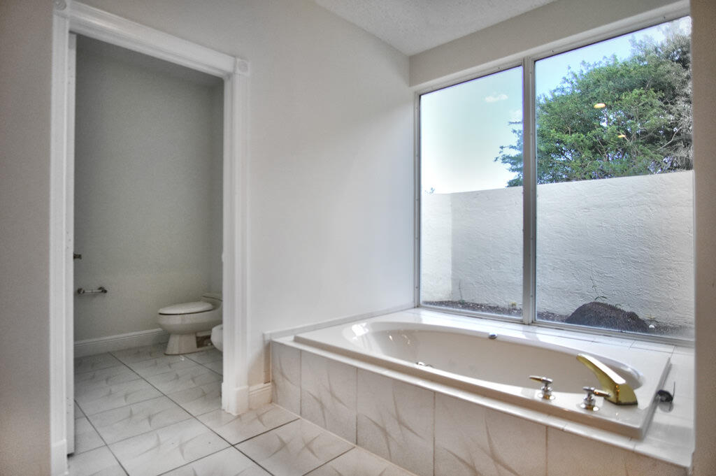1823 Southwest 17th Street Boca Raton, FL 33486 - Photo 42 of 67 39 primary bath 4