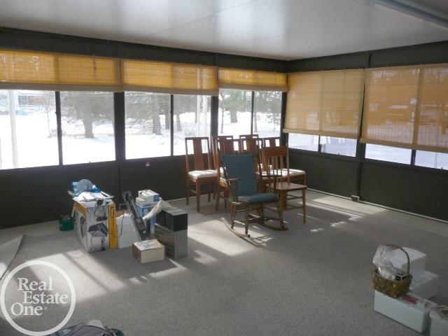 365 Willow Tree Lane Rochester, MI 48306 - Photo 16 of 26 31312163-15.JPG