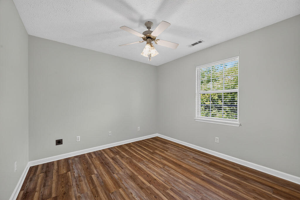 98 Chestnut Ridge Road Ringgold, GA 30736 - Photo 22 of 33 98ChestnutRidge-24