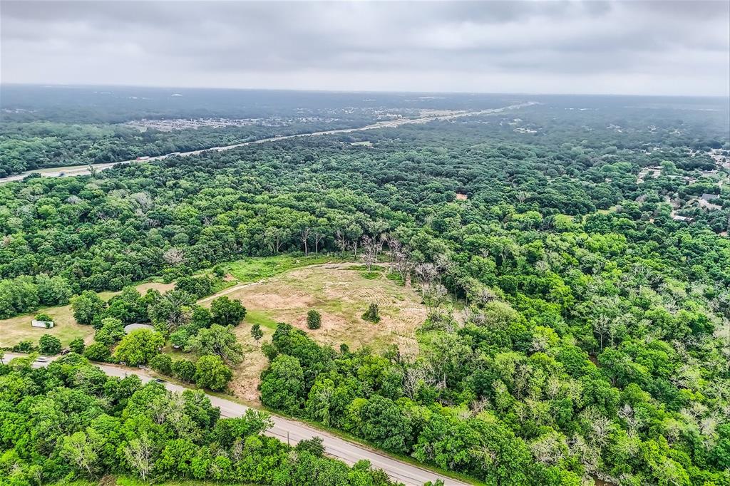 2320 Dowdy Ferry Road Dallas, TX 75217 - Photo 6 of 11 a view of a green field
