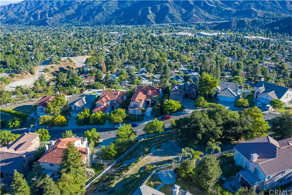 3834 Sky View Lane La Crescenta, CA 91214 - Photo 37 of 38 an aerial view of multiple house