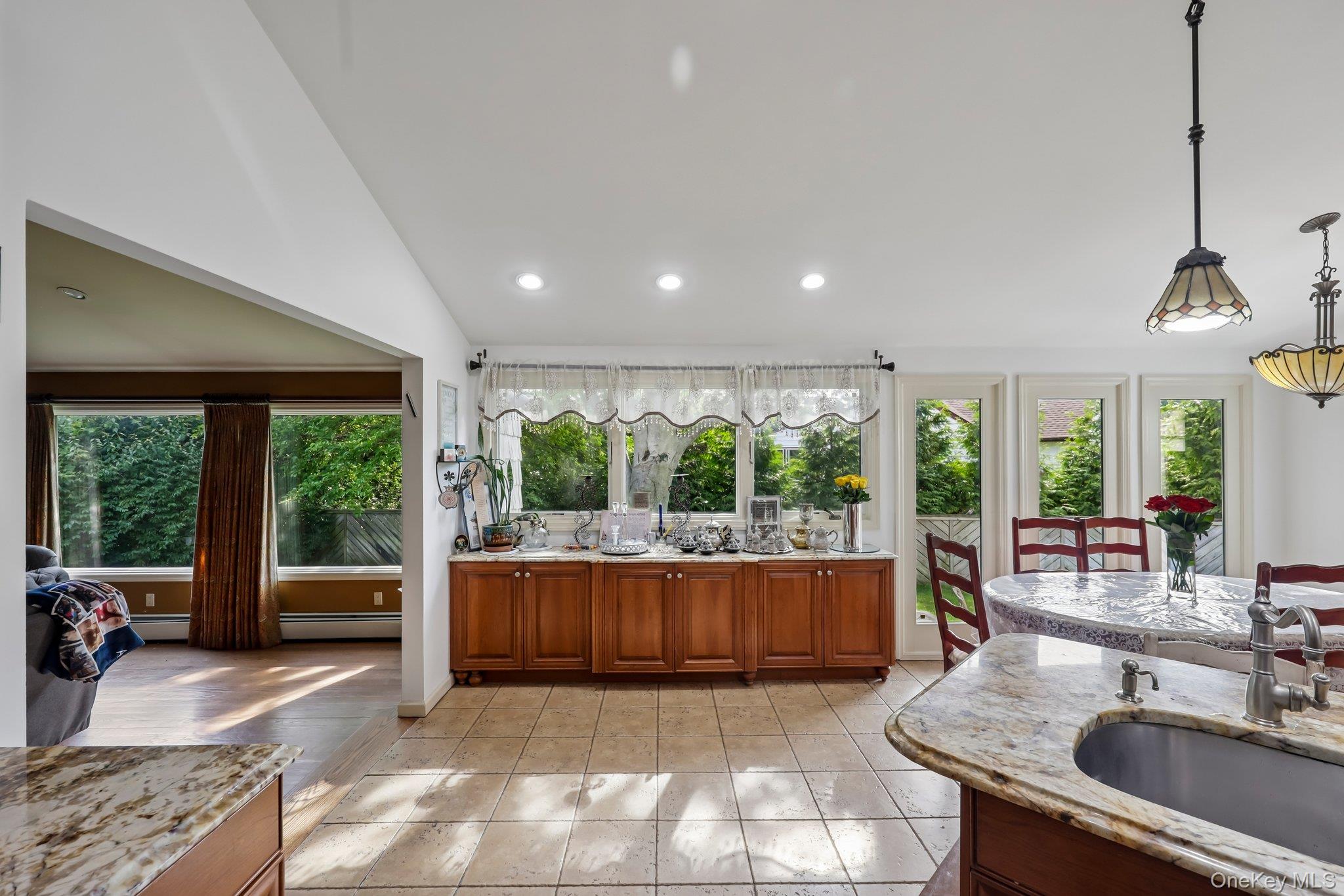 1304 Harbor Road Hewlett Harbor, NY 11557 - Photo 19 of 42