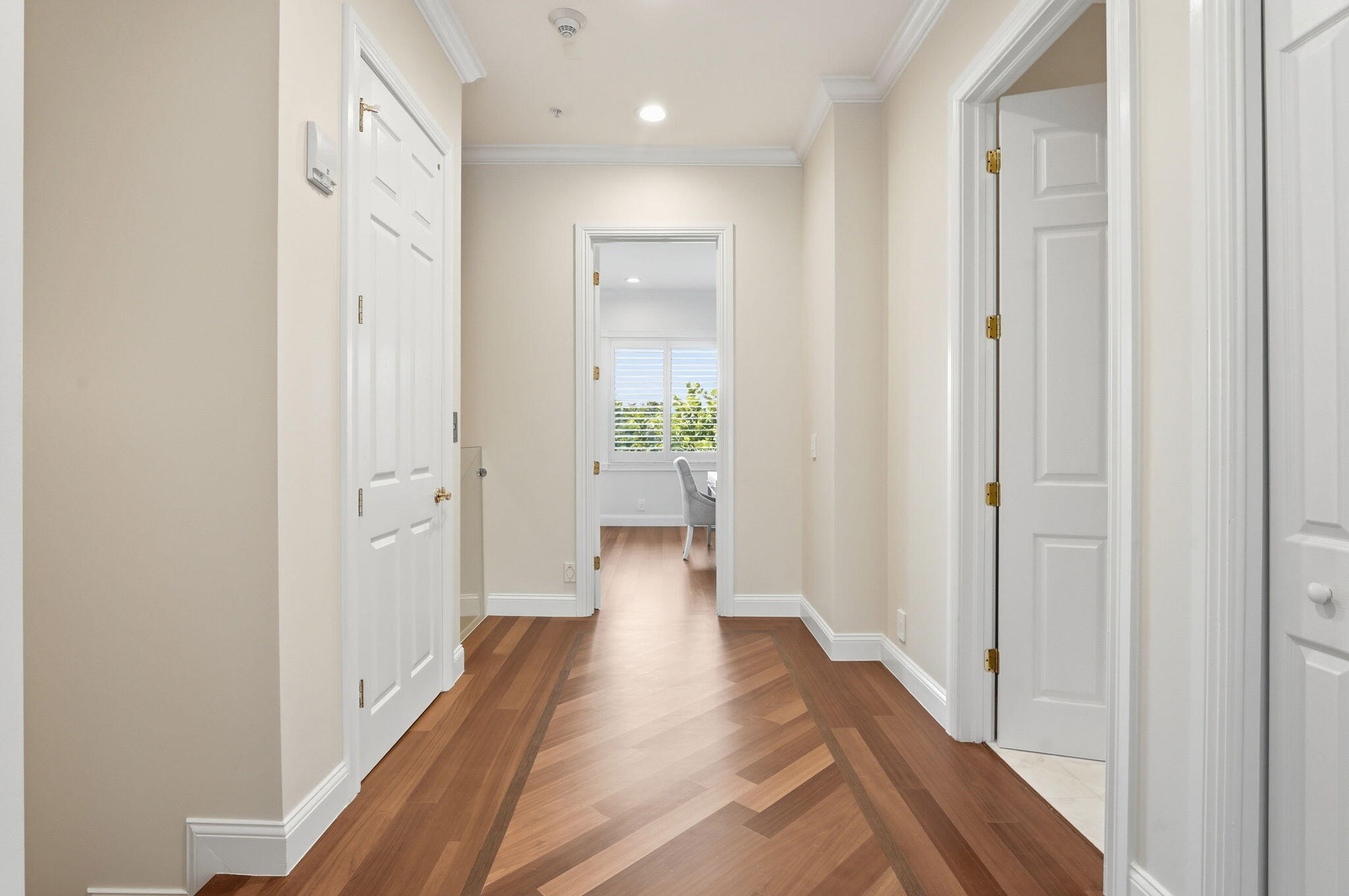 921 Osceola Drive, Unit 2 Boca Raton, FL 33432 - Photo 46 of 69 Hallway (3rd Floor)